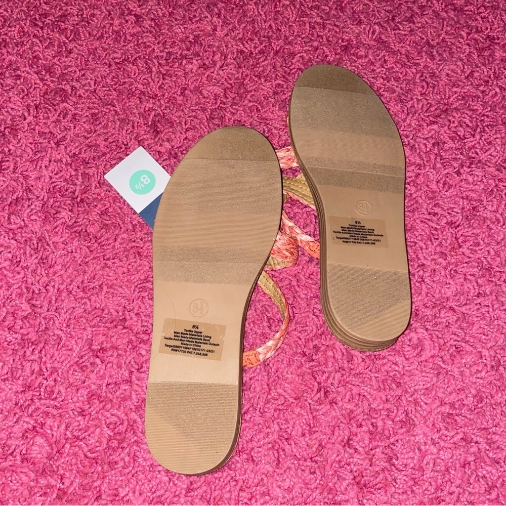 New Universal Thread Pink Sandals - Picture 3 of 3